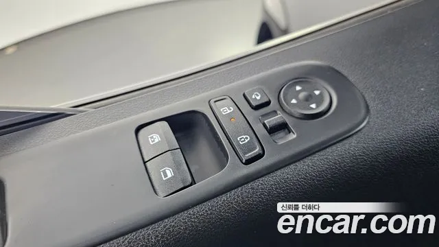 Hyundai Staria — Фото автомобиля 28