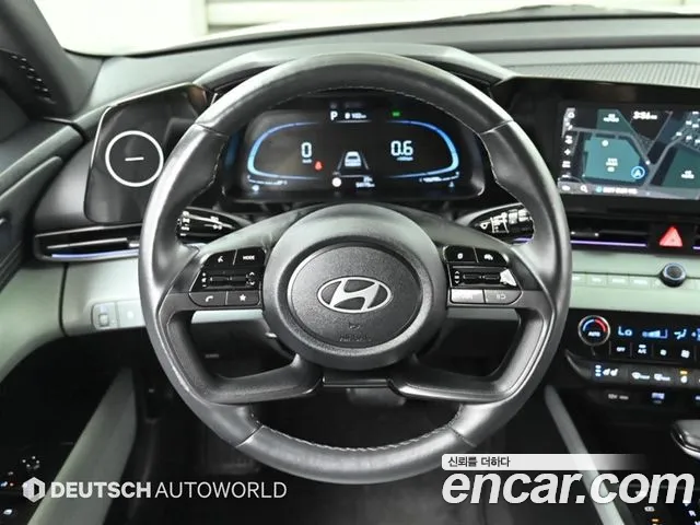 Hyundai Avante CN7 — Фото автомобиля 13