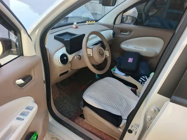 Wuling Hongguang Mini EV — Фото автомобиля 12