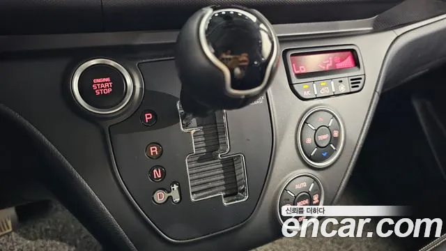 Kia RAY Новый Kia Ray Signature — Фото автомобиля 9