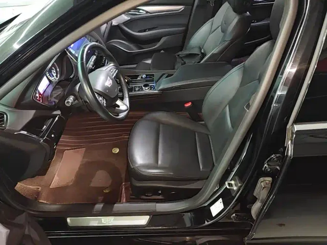 Cadillac CT5 — Фото автомобиля 14
