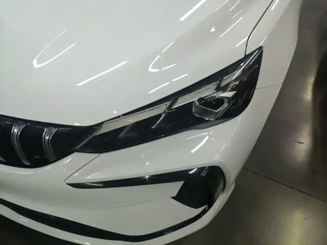 Geely Binrui — Фото автомобиля 17