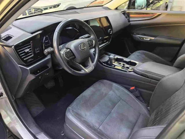 Lexus NX — Фото автомобиля 6