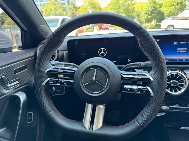 Mercedes-Benz A-Class — Фото автомобиля 7