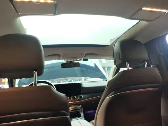 Mercedes-Benz E-Class — Фото автомобиля 17