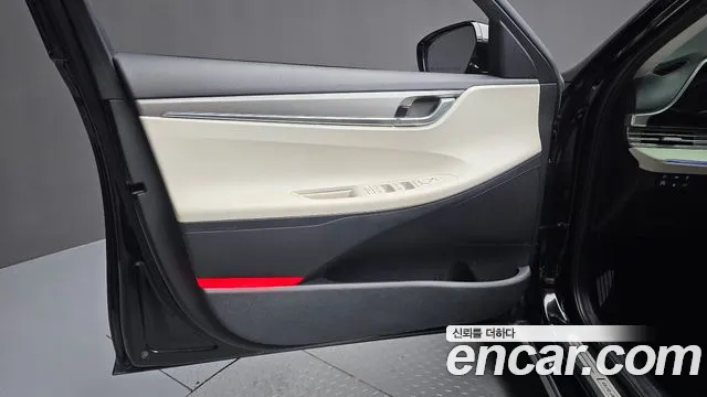 Hyundai Grandeur New — Фото автомобиля 13