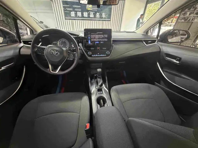 Toyota Corolla — Фото автомобиля 8