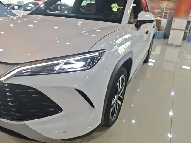BYD Song L DM-i — Фото автомобиля 23