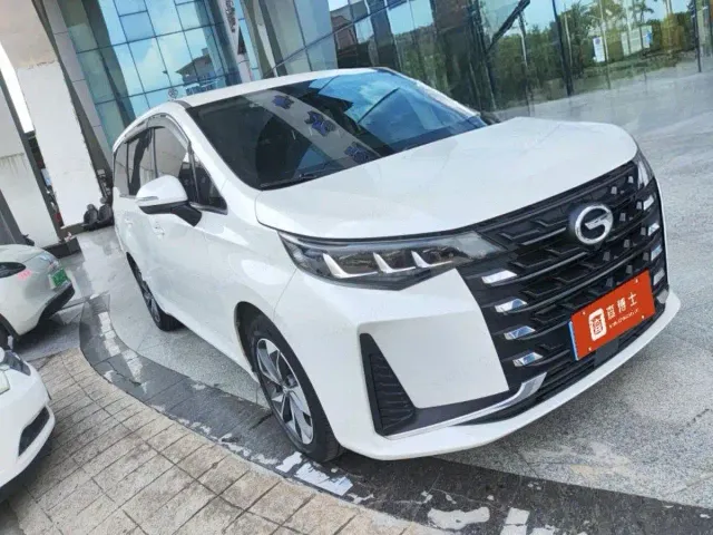 GAC Trumpchi M6 — Фото автомобиля 2