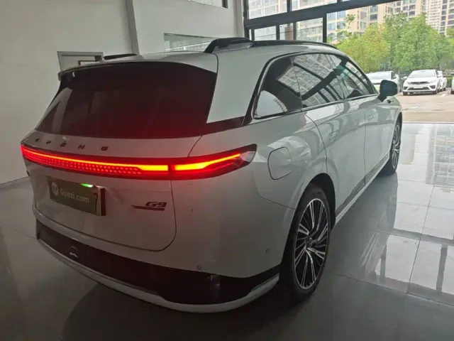 Xpeng G9 — Фото автомобиля 6