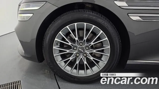 Genesis G80 RG3 — Фото автомобиля 5