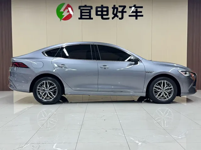 BYD Qin PLUS — Фото автомобиля 4
