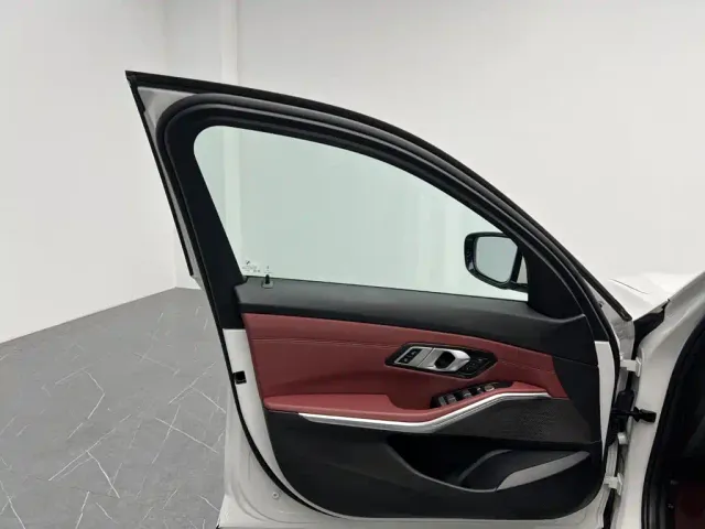 BMW i3 — Фото автомобиля 13