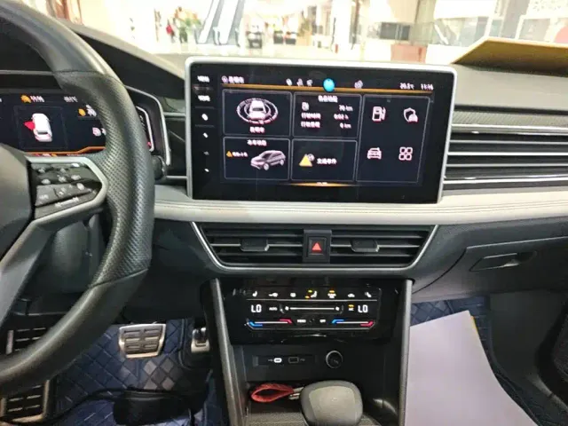 Volkswagen Tiguan L — Фото автомобиля 12