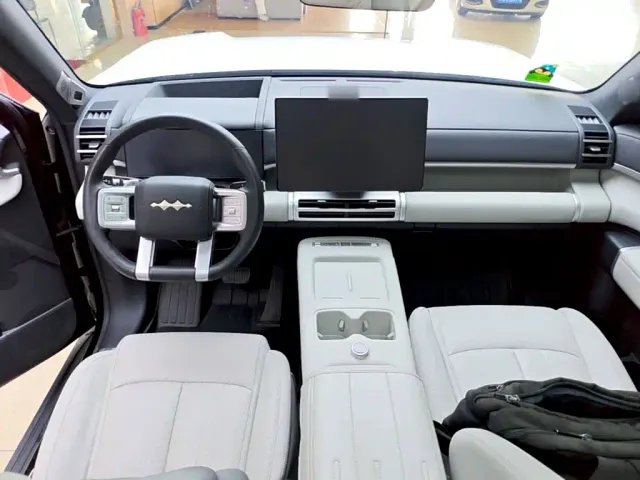 BYD FangChengBao Titanium 7 — Фото автомобиля 9