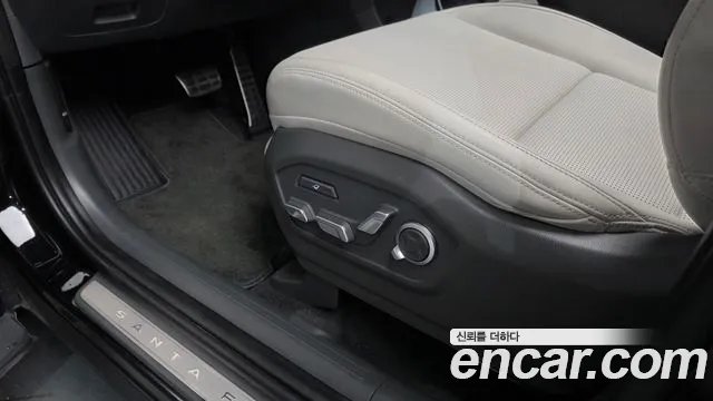 Hyundai Santafe Бензин 2.5T 2WD — Фото автомобиля 7