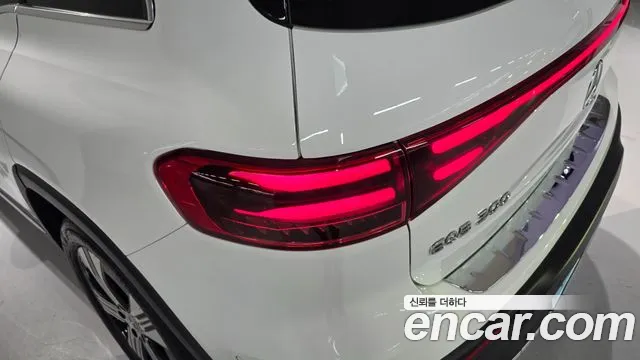 Mercedes-Benz EQB X243 — Фото автомобиля 12