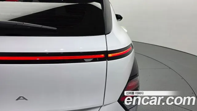 Hyundai Kona — Фото автомобиля 8