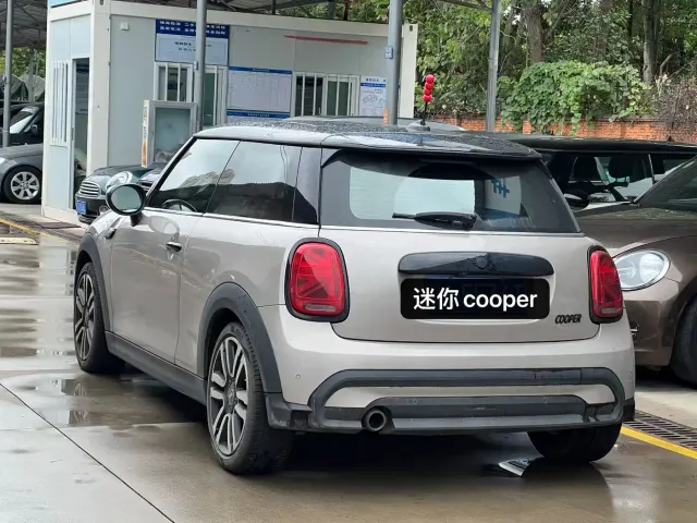 MINI Hatch — Фото автомобиля 7