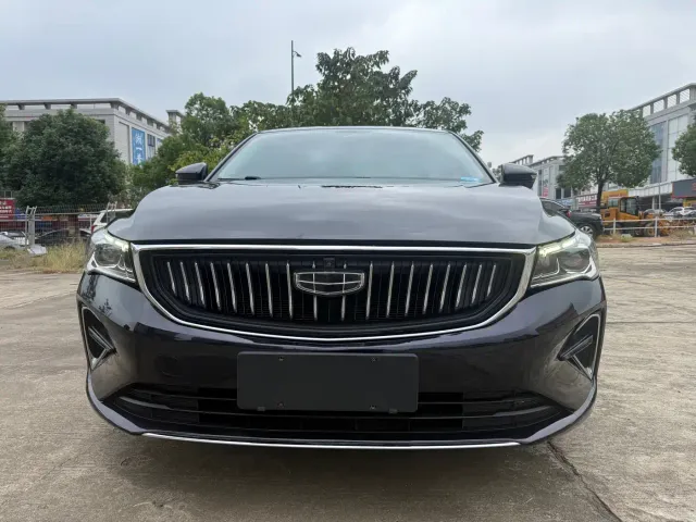 Geely Emgrand — Фото автомобиля 2