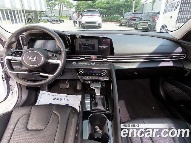Hyundai Avante CN7 — Фото автомобиля 7
