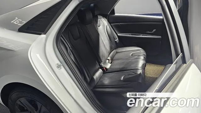 Hyundai Avante CN7 — Фото автомобиля 17