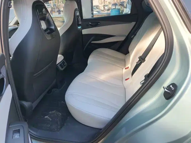 BYD Seal 06 — Фото автомобиля 16