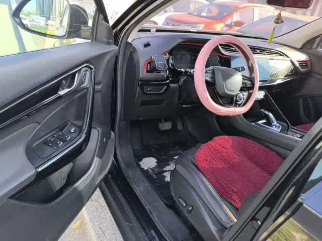 Dongfeng Fengshen AX7 — Фото автомобиля 15