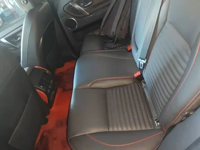 Land Rover Discovery Sport — Фото автомобиля 16