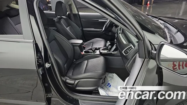 Kia Seltos Seltos Бензин 1.6 турбо 2WD — Фото автомобиля 14