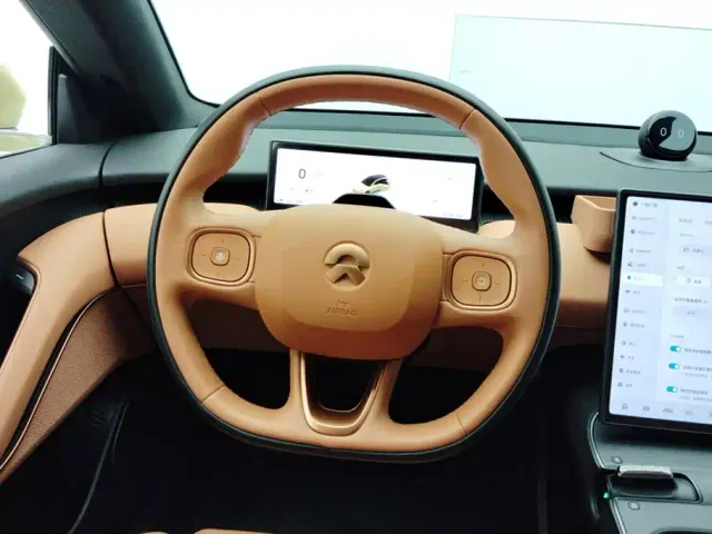 Nio ET5 Touring — Фото автомобиля 15