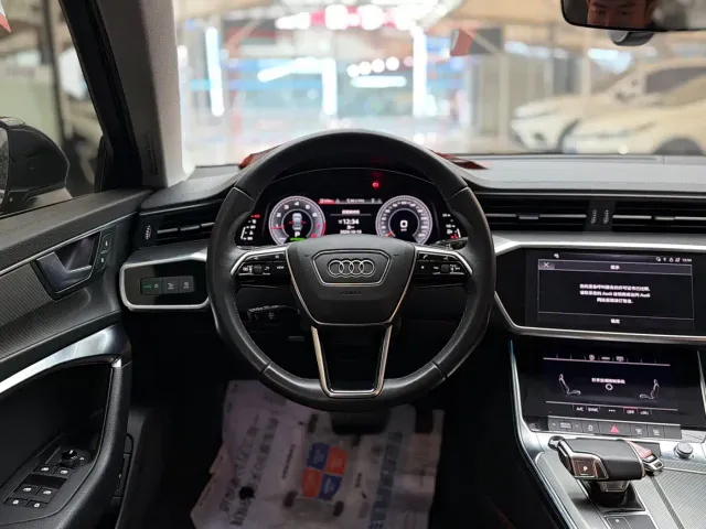 Audi A6L — Фото автомобиля 9