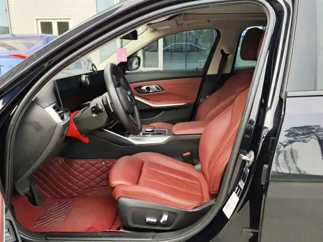 BMW 3 Series — Фото автомобиля 5
