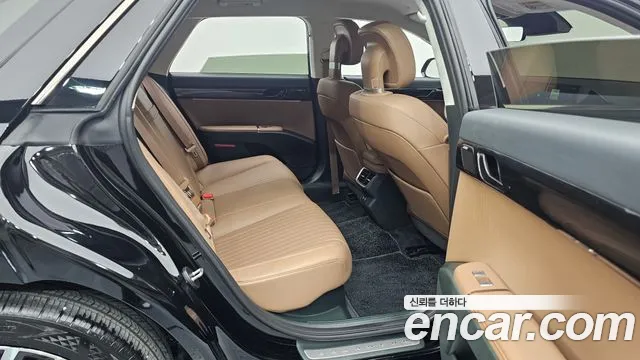 Hyundai Grandeur GN7 — Фото автомобиля 11