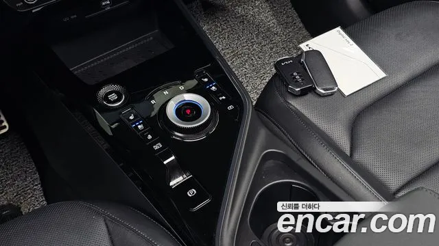 Kia Niro The All New Niro Signature — Фото автомобиля 8
