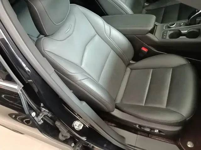 Cadillac XT4 — Фото автомобиля 24