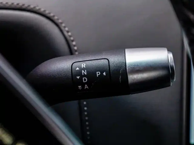 Li Auto Li Xiang L9 2025 Ultra Smart Renewal Edition — Фото автомобиля 17