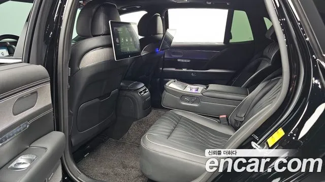 Genesis G90 Бензин 3.5 турбо AWD — Фото автомобиля 24