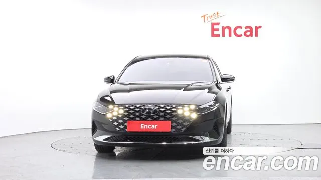 Hyundai Grandeur Новый Grandeur IG — Фото автомобиля 3