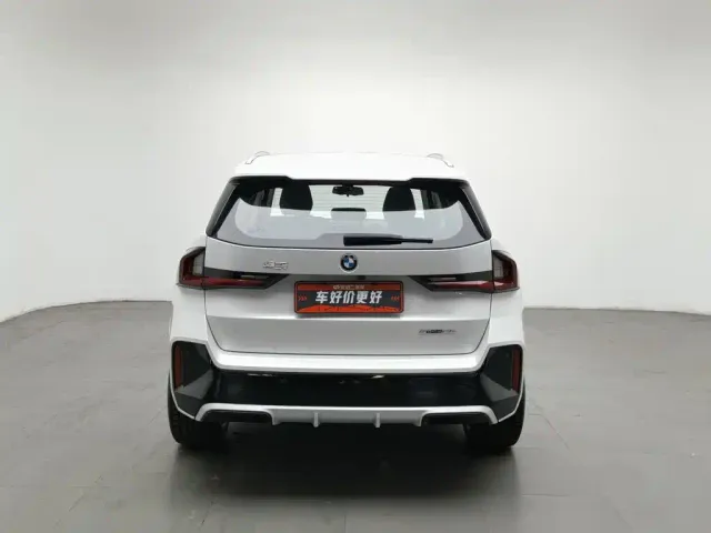 BMW X1 — Фото автомобиля 4