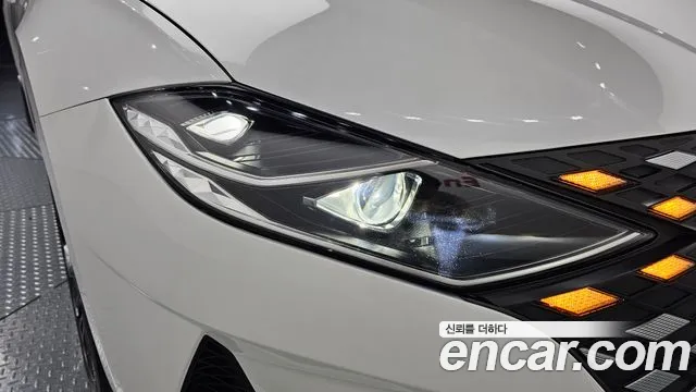 Hyundai Grandeur Grandeur (New) — Фото автомобиля 21