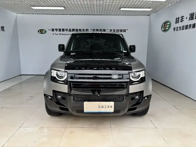 Land Rover Defender — Фото автомобиля 3