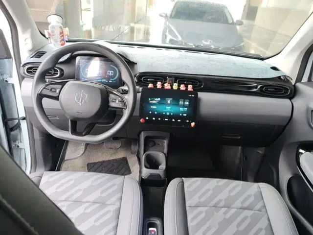Leapmotor T03 — Фото автомобиля 9