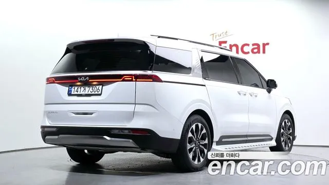 Kia Carnival 4th Gen — Фото автомобиля 2