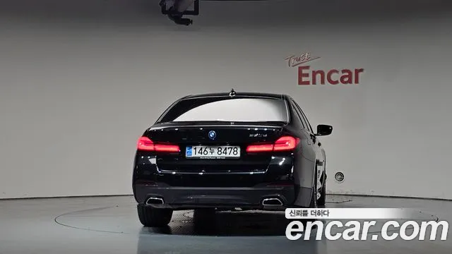 BMW 5-Series 5 серия (G30) — Фото автомобиля 4