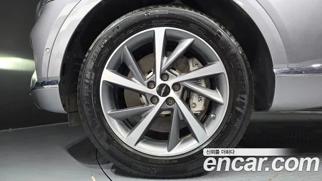 Genesis GV80 2.5T Бензин AWD — Фото автомобиля 5