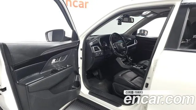 KGM Korando Beautiful — Фото автомобиля 15