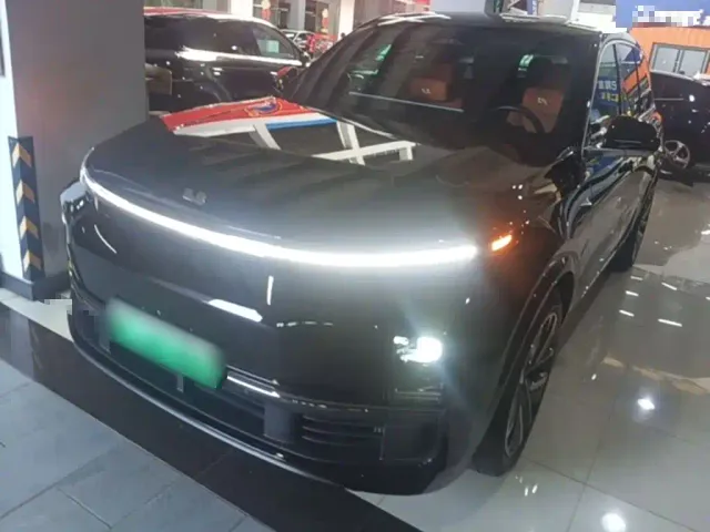 Фотография автомобиля — Li Auto L9