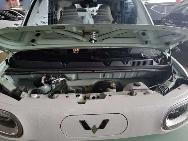 Wuling Hongguang Mini EV — Фото автомобиля 19
