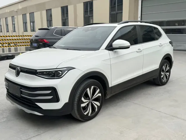 Фотография автомобиля — Volkswagen Tharu